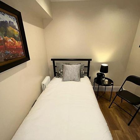 Cosy Single Room Эдинбург Экстерьер фото